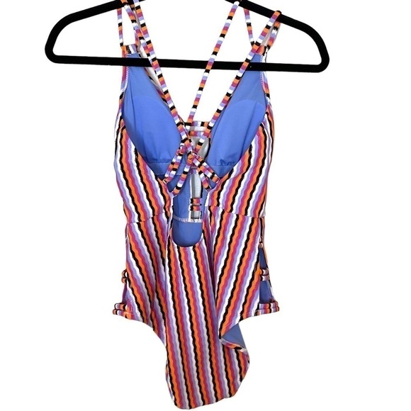 JESSICA Simpson Contemporary Got the Groove Double Strap Plunge One Piece Swim - Picture 7 of 12